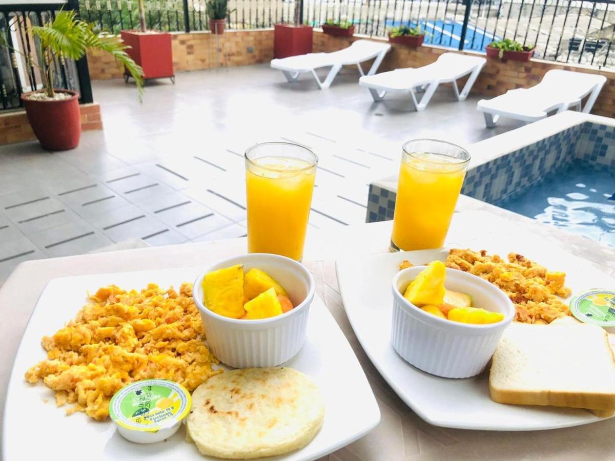 Hotel Carolina Del Mar Santa Marta  Kültér fotó